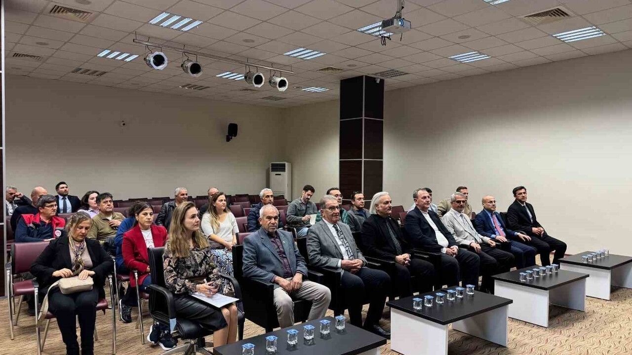 Söke'de Tarıma Dayalı İhtisas Seracılık Bölgesi Toplantısı