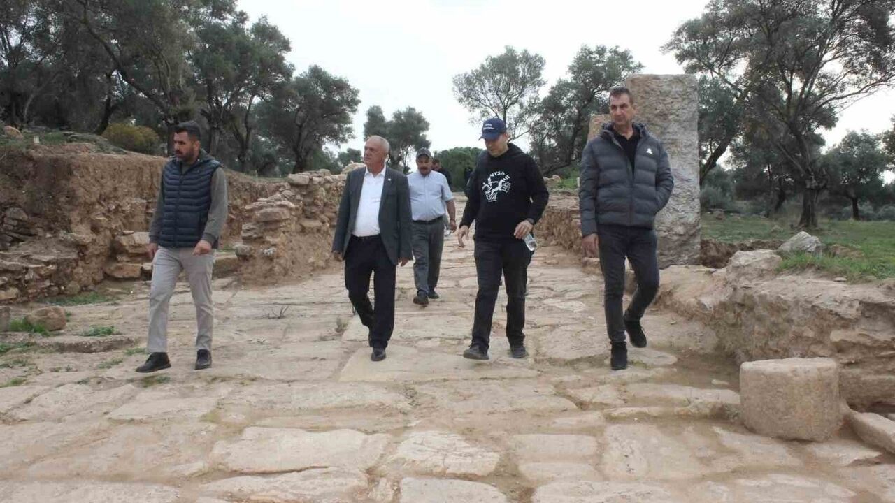 Sultanhisar Belediye Başkanı Yıldırımkaya, Nysa Antik Kenti'nin Tarihsel Değerine Vurgu Yaptı