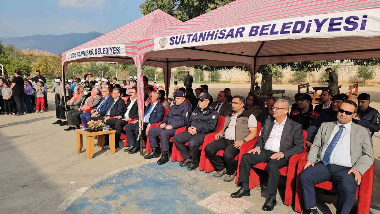 Sultanhisar'da Fidanlar Toprakla Buluştu