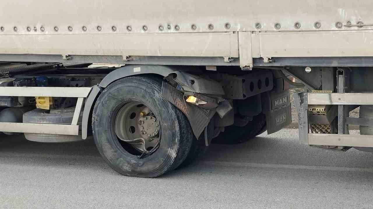 Sungurlu'da Tır-Otomobil Kazası: 1 Yaralı