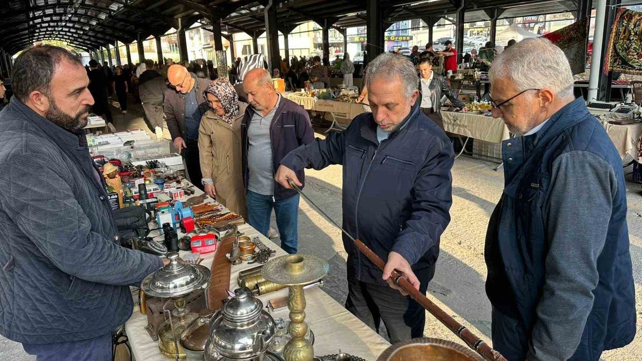 Talas'ta Antika Pazarı ile Nostalji Rüzgarı