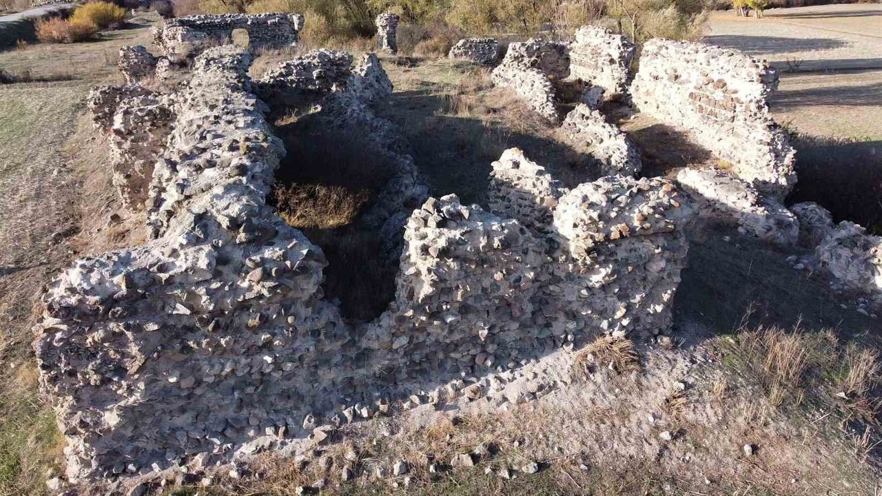 Tarihi Kesikköprü Kervansarayı Restore Edilmeyi Bekliyor