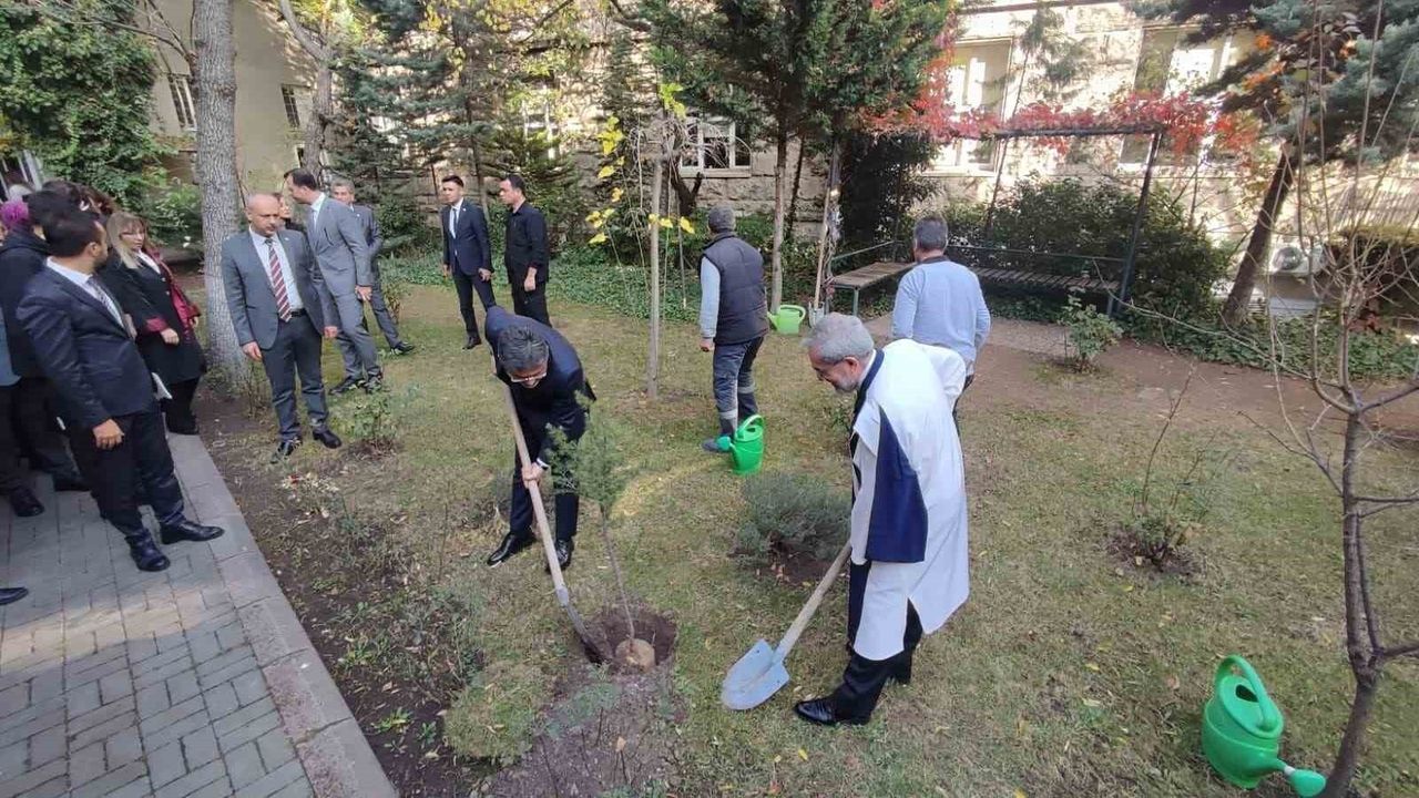 Tarım ve Bilim İlişkisi: Bakan Yumaklı'dan Önemli Vurgular