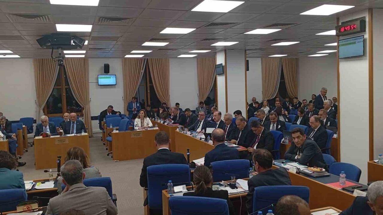 TBMM'de 'Kürt illeri' Tartışması