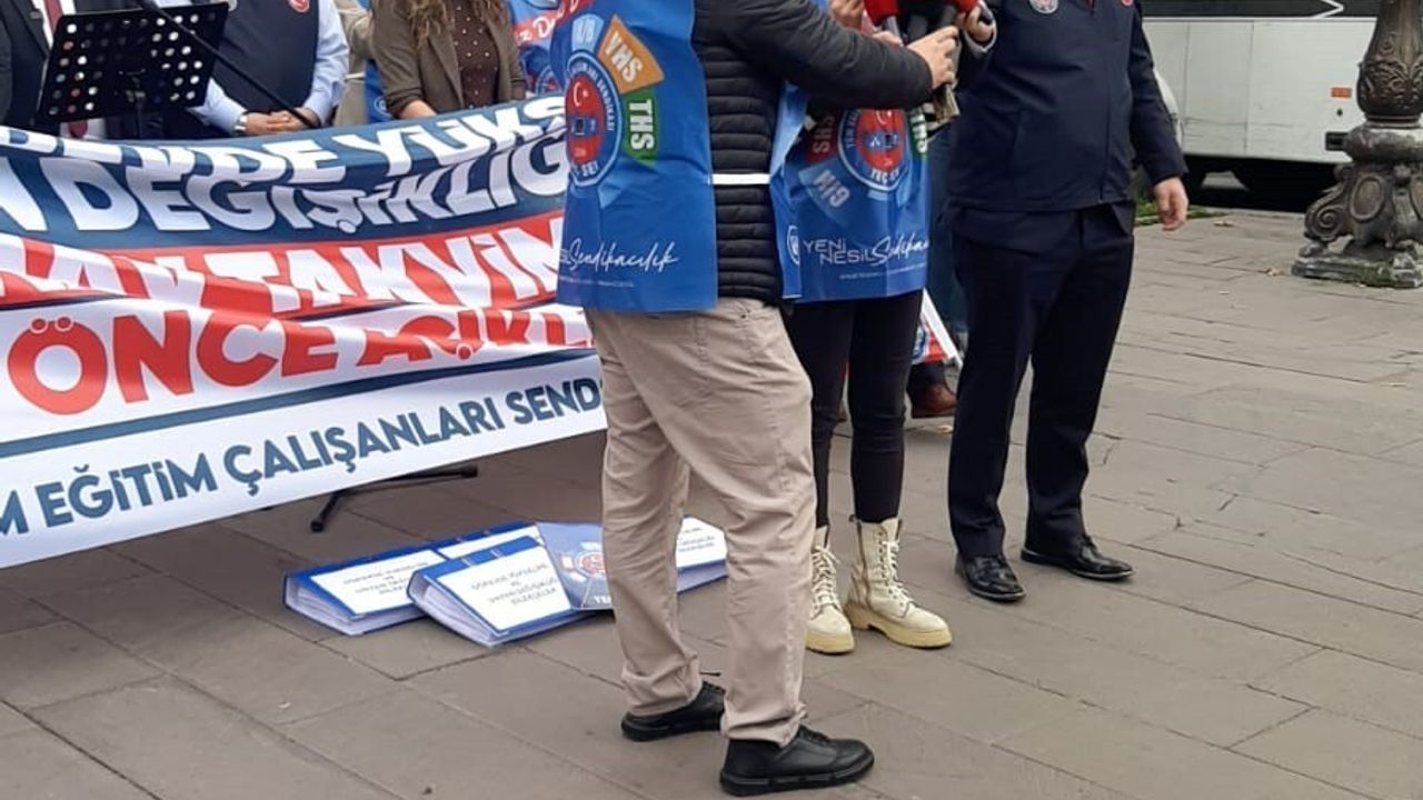 TEÇ-SEN ve DMK Üyeleri, Görevde Yükselme Sınavları İçin Düzenleme Talep Etti