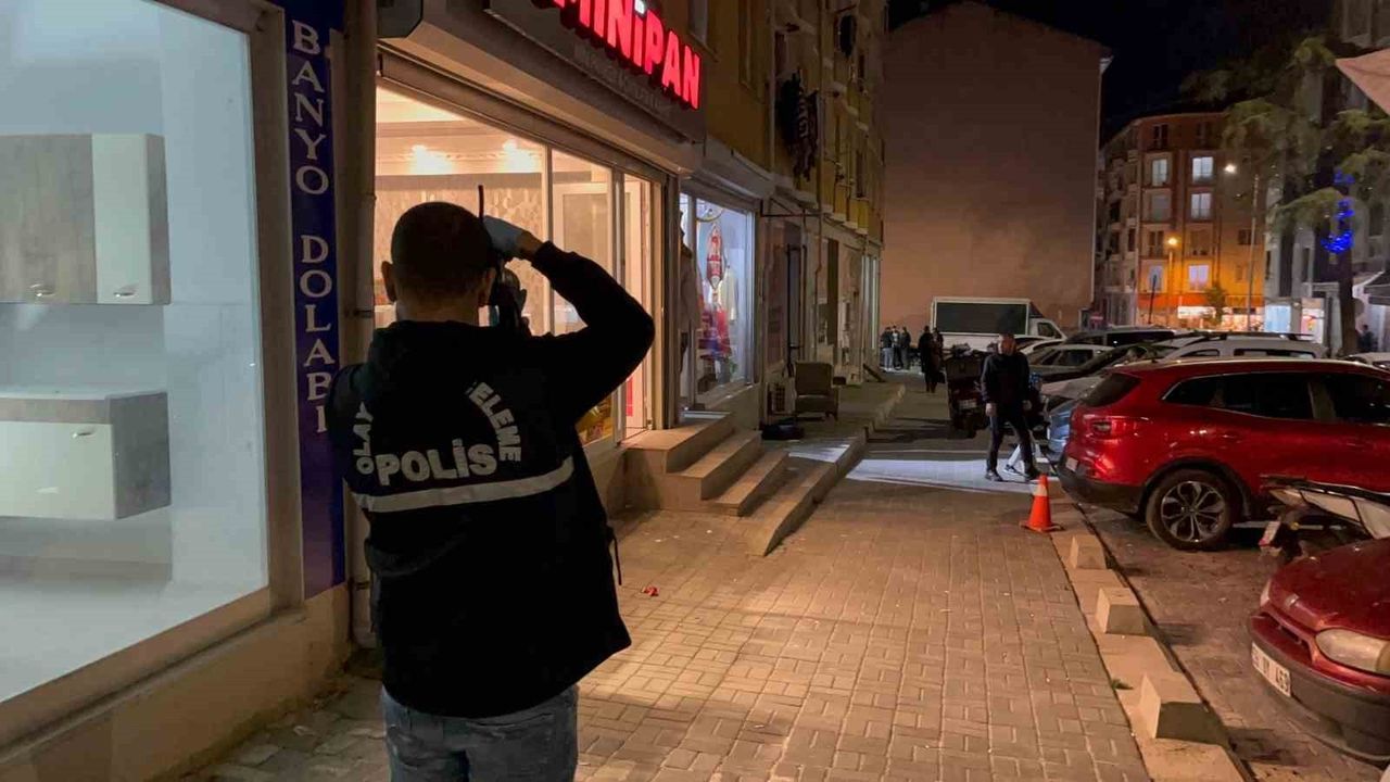 Tekirdağ'da Bıçaklı Kavga: 1 Yaralı