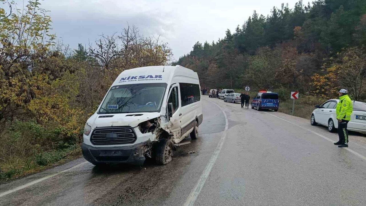 Tokat'ta Zincirleme Kaza: 9 Yaralı