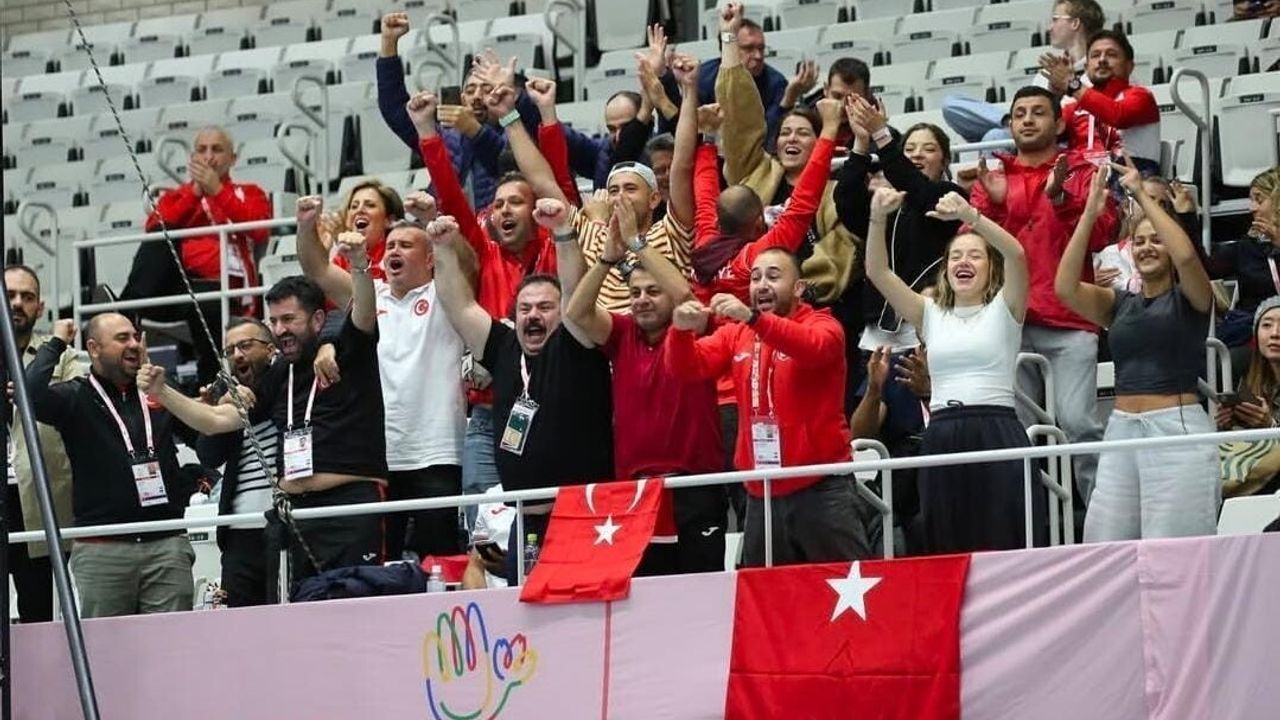 Tokyo Deaflympics'te Denizlili Sporcular Tarih Yazdı