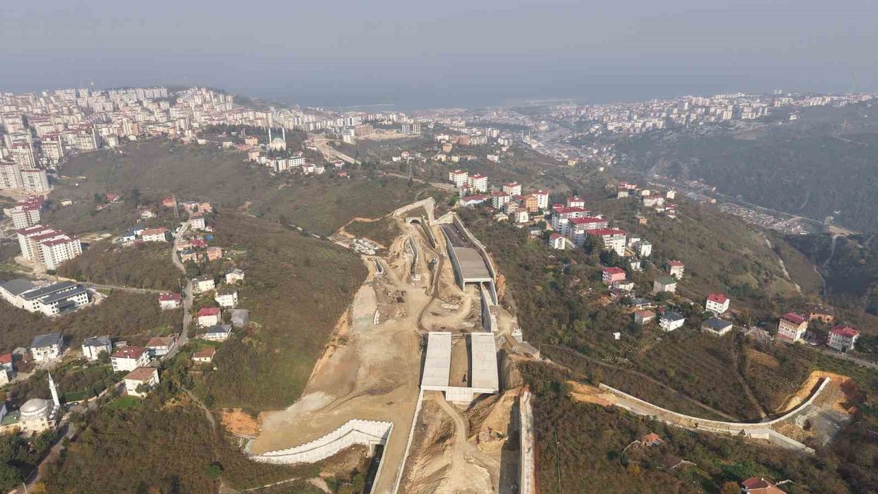 Trabzon'daki Kanuni Bulvarı Trafiği Rahatlatıyor