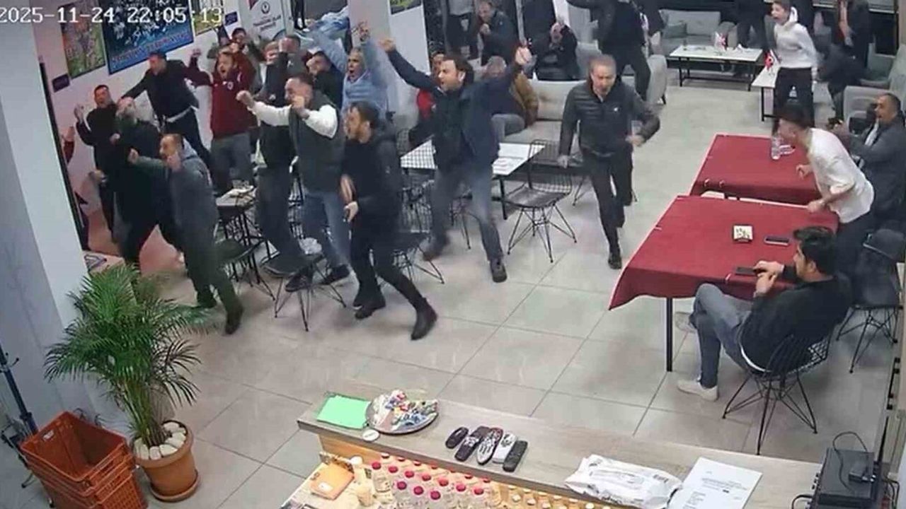 Trabzonspor Taraftarları Düzce'de Coştu