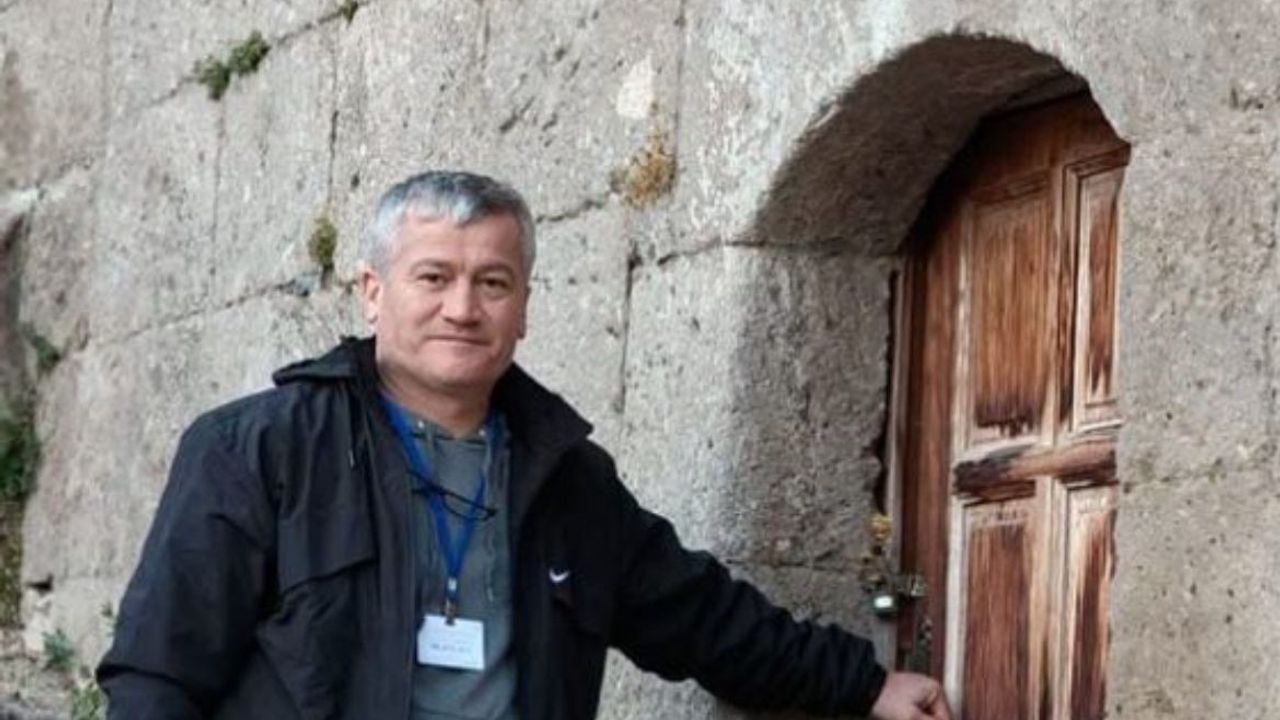 Trafik Kazasında Hayatını Kaybeden Emekli Öğretmen İbrahim Aras