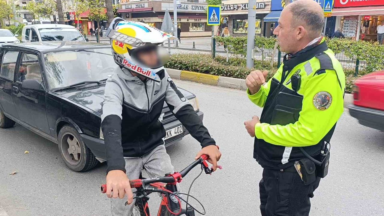 Trafik Polisine Bisikletli Uyarısı: Ceza Yazılır!