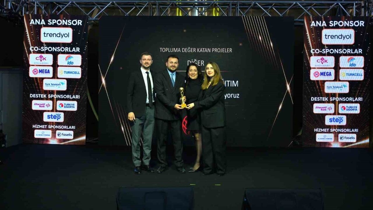 Trakya'da Göçmen Kuşlara Ödüllü Proje