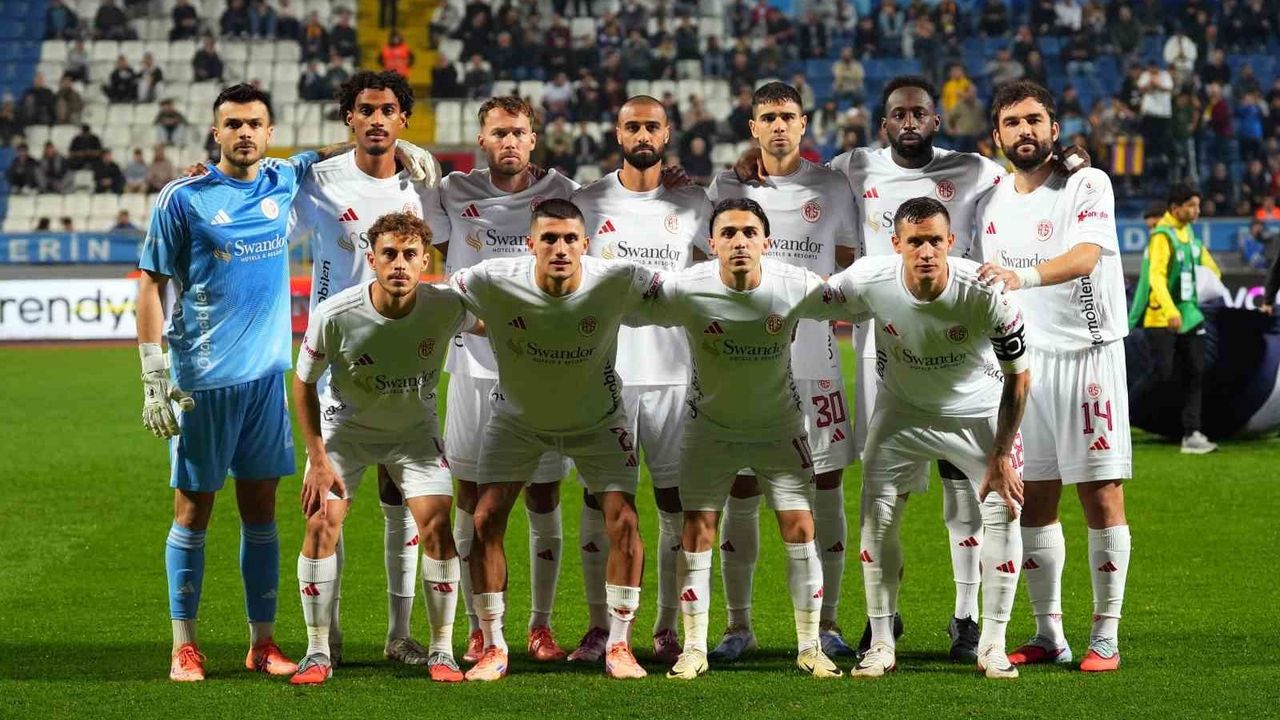 Trendyol Süper Lig: Eyüpspor ve Antalyaspor Beraberliğe Devam Ediyor