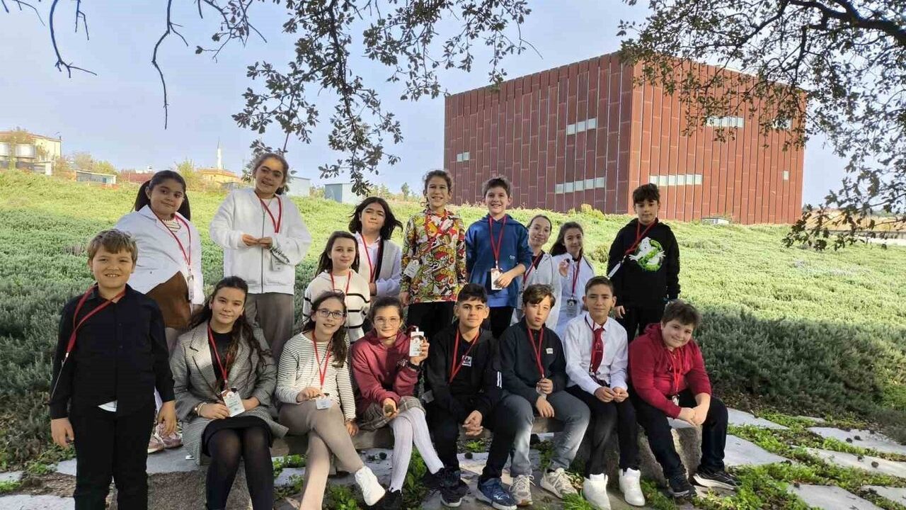 Troya Müzesi'nde Çocuklar Devralma Günü Kutladı