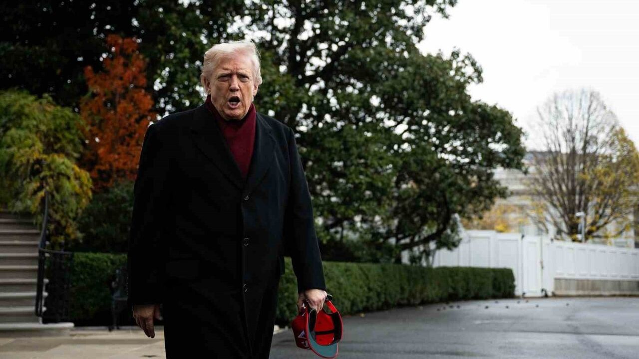 Trump'tan Zelenskiy'ye Barış Uyarısı: Küçük Yürekle Savaşmaya Devam Edebilir