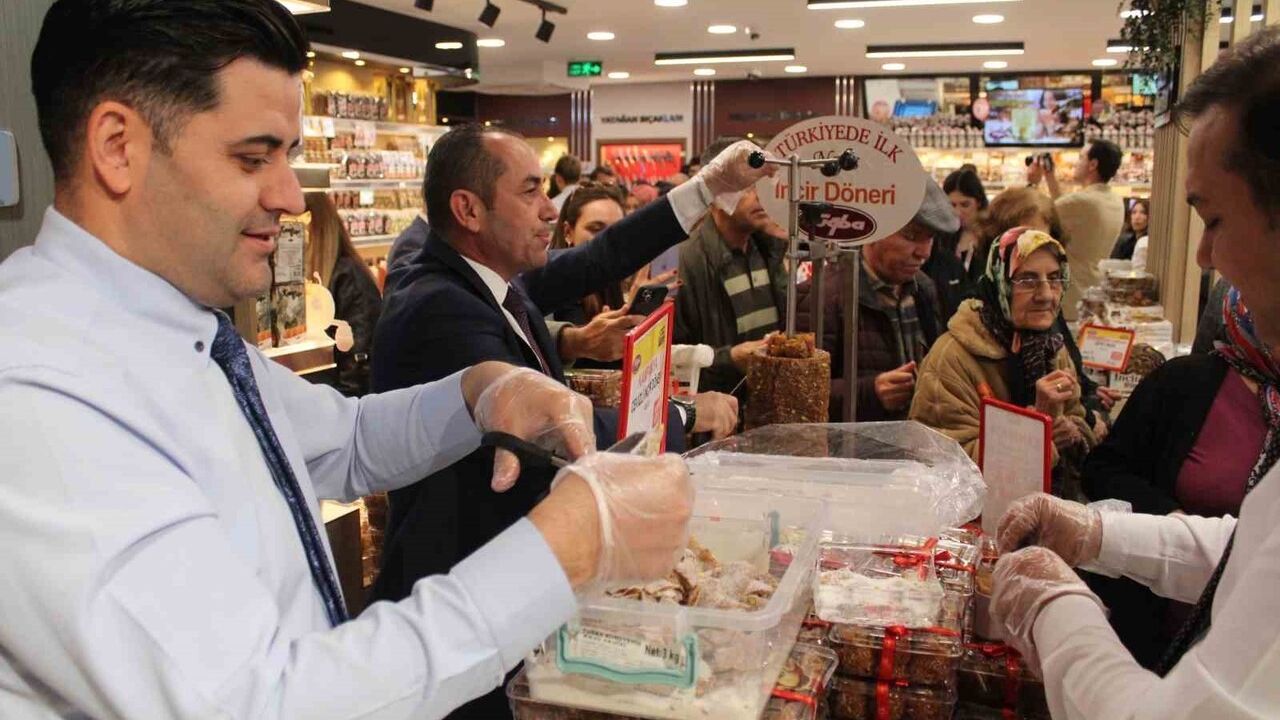 Tuğba Kuruyemiş'in 127. Şubesi Kadınların Eliyle Açıldı