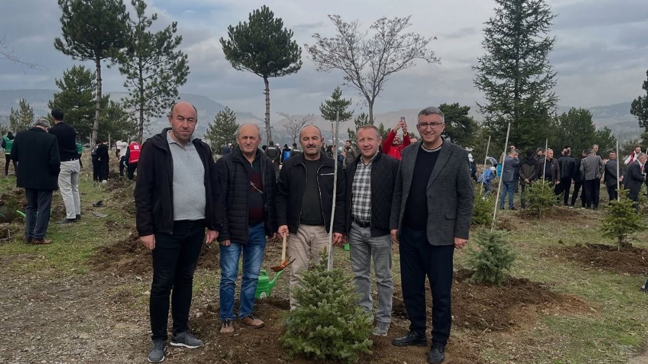 Tunçbilek’te Ağaçlandırma Seferberliği Başarıyla Gerçekleştirildi