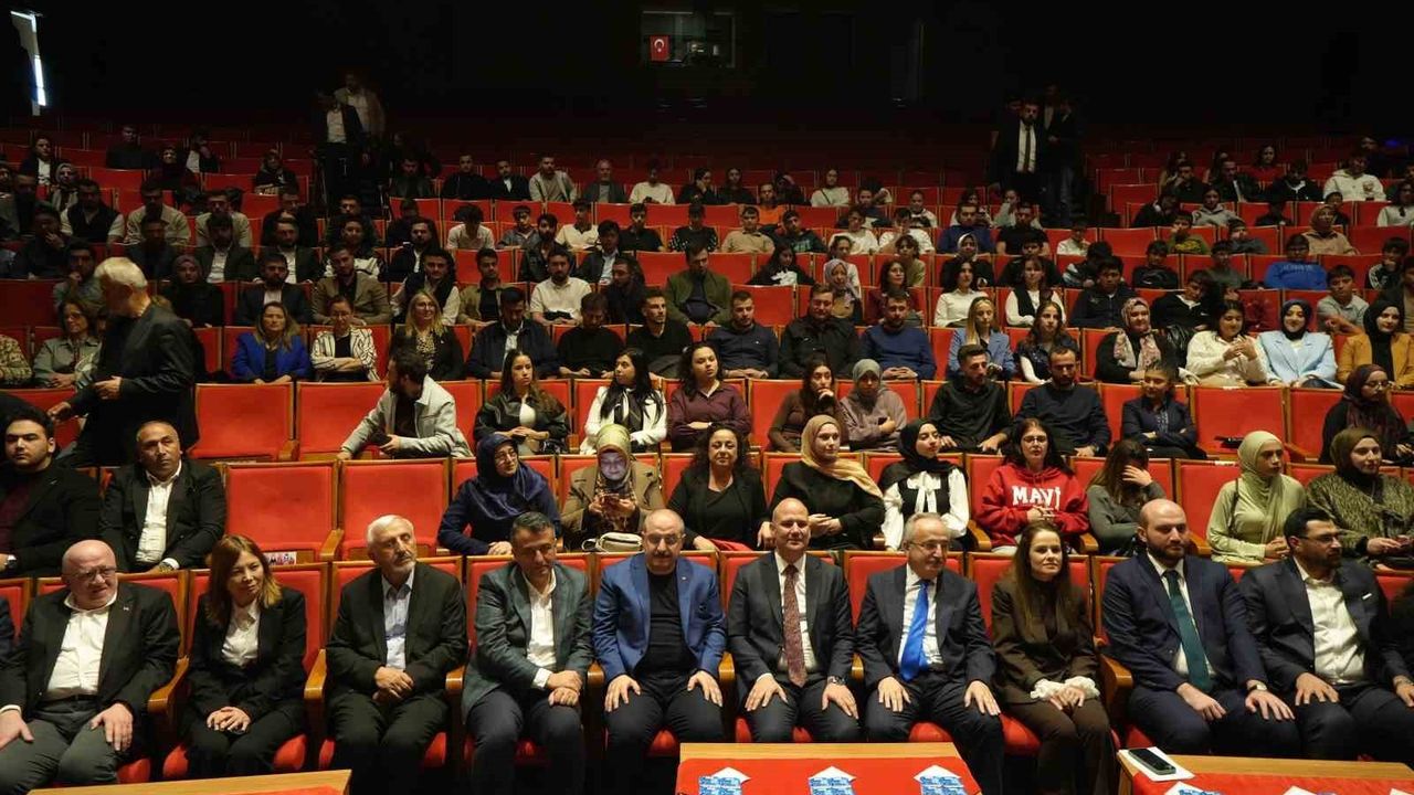 Türkiye'de Sağlıklı Muhalefet Eksikliği Üzerine Değerlendirmeler