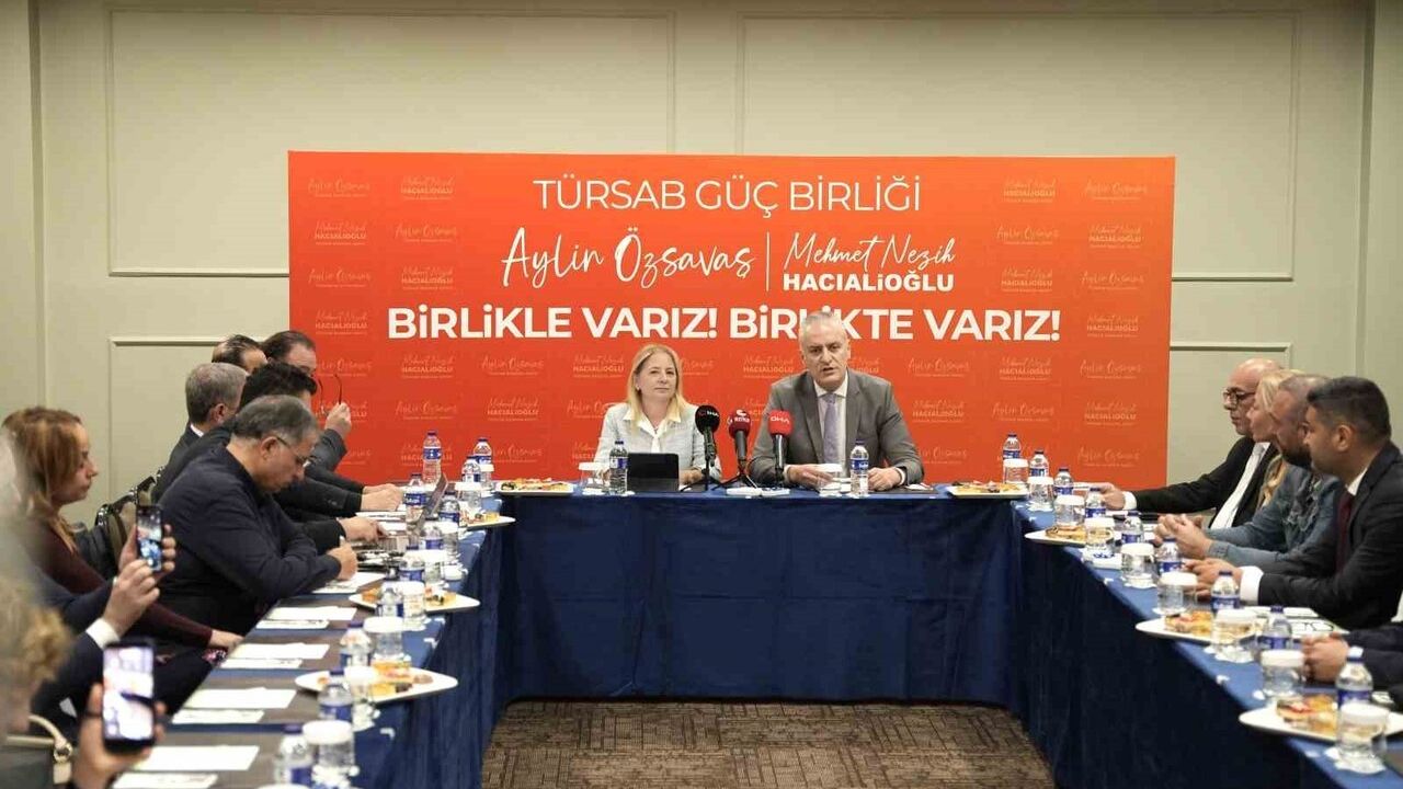 TÜRSAB Başkanlık Yarışında Özsavaş ve Hacıalioğlu İş Birliği