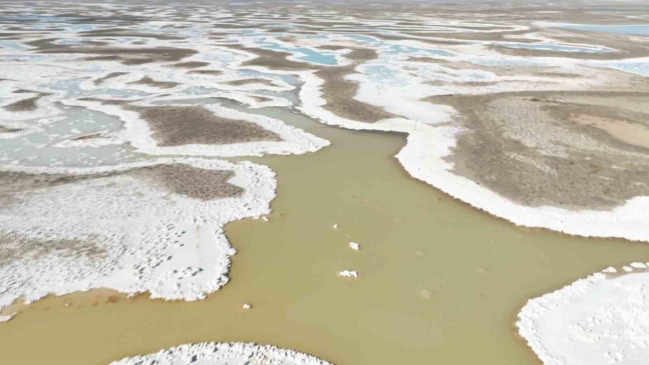 Tuz Gölü'nde Küçülme Krizi: 90 Yılda Yüzde 85 Azaldı