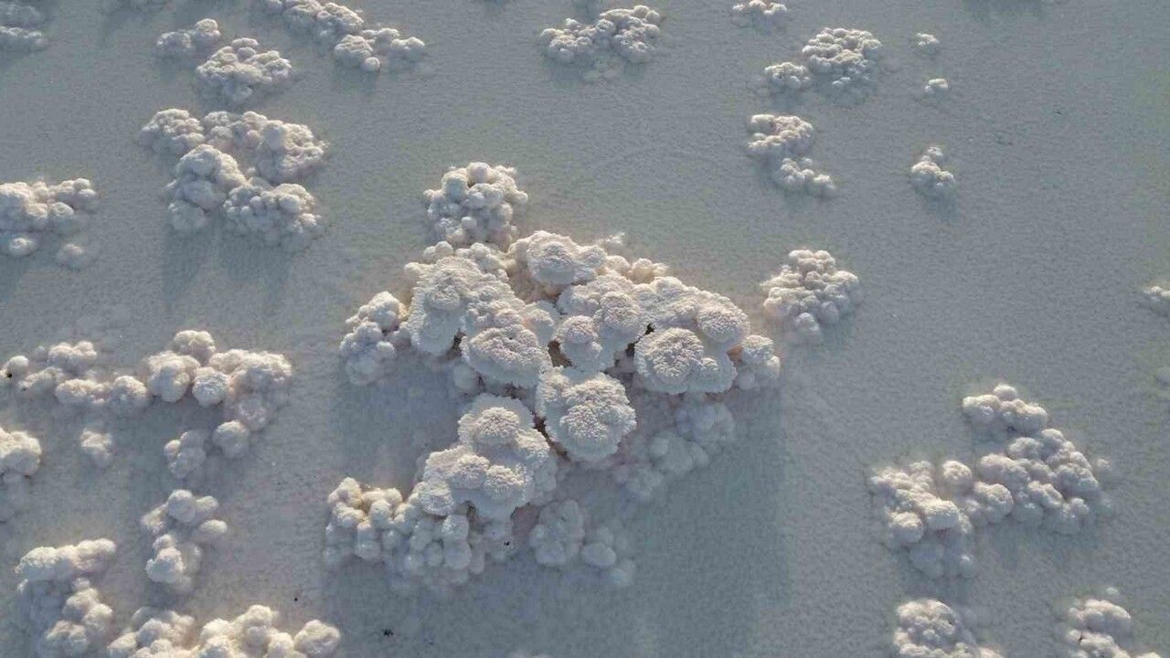 Tuz Gölü'nde Sular Çekildi, Doğanın Harikaları Gün Yüzüne Çıktı