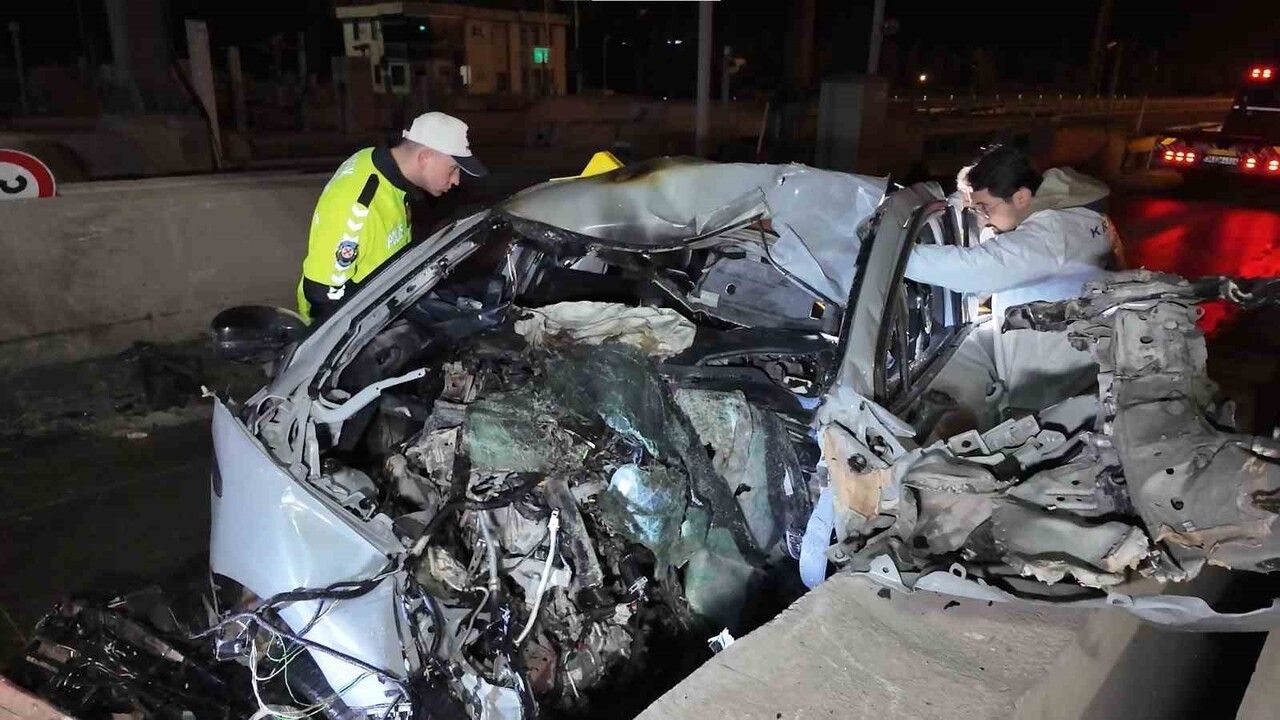 Tuzla Gişelerindeki Kazada Doktor Savran Hayatını Kaybetti