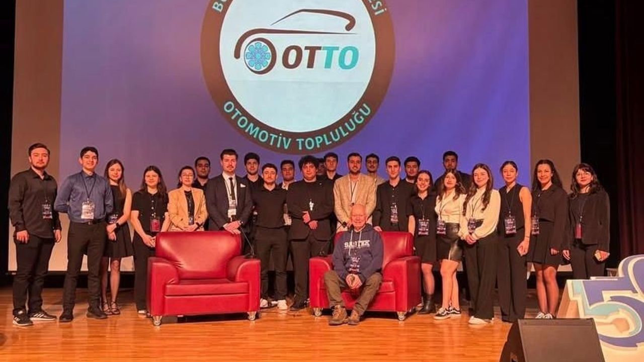 Uludağ Üniversitesi'nin Elektrikli Formula Aracı OTTOSEM Zirvesi'nde Tanıtılacak