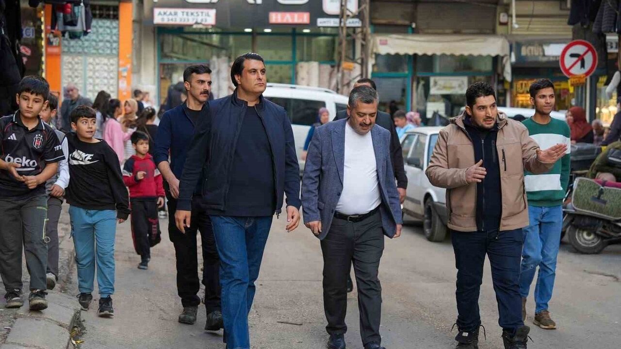 Umut Yılmaz'dan Karşıyaka'ya Kütüphane Müjdesi