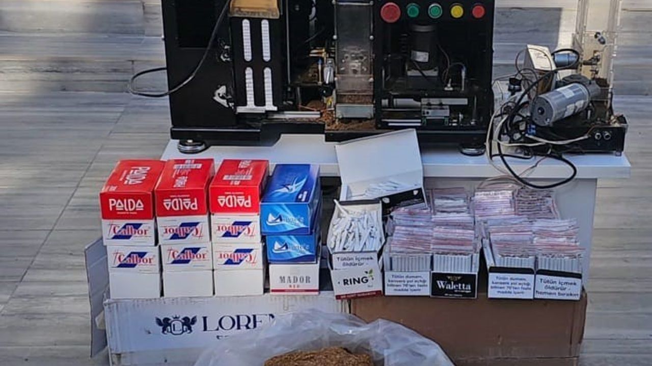 Uşak’ta Kaçak Tütün ve Makaron Operasyonu