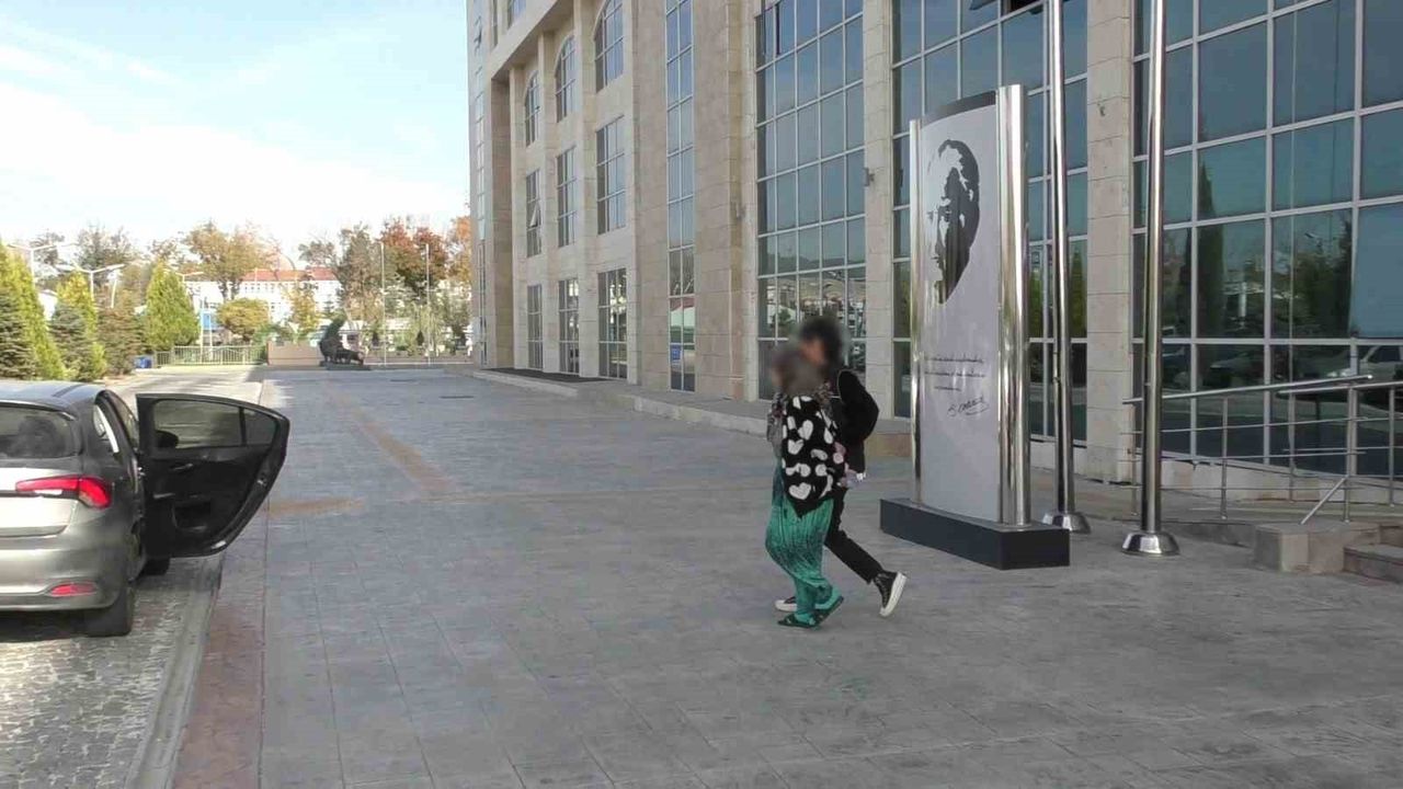 Uşak'ta Uyuşturucu Operasyonları: 3 Şüpheli Tutuklandı