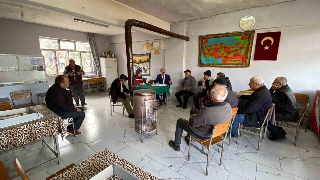 Uşak Tarım Müdürlüğü Üreticilere Sahada Destek Verdi