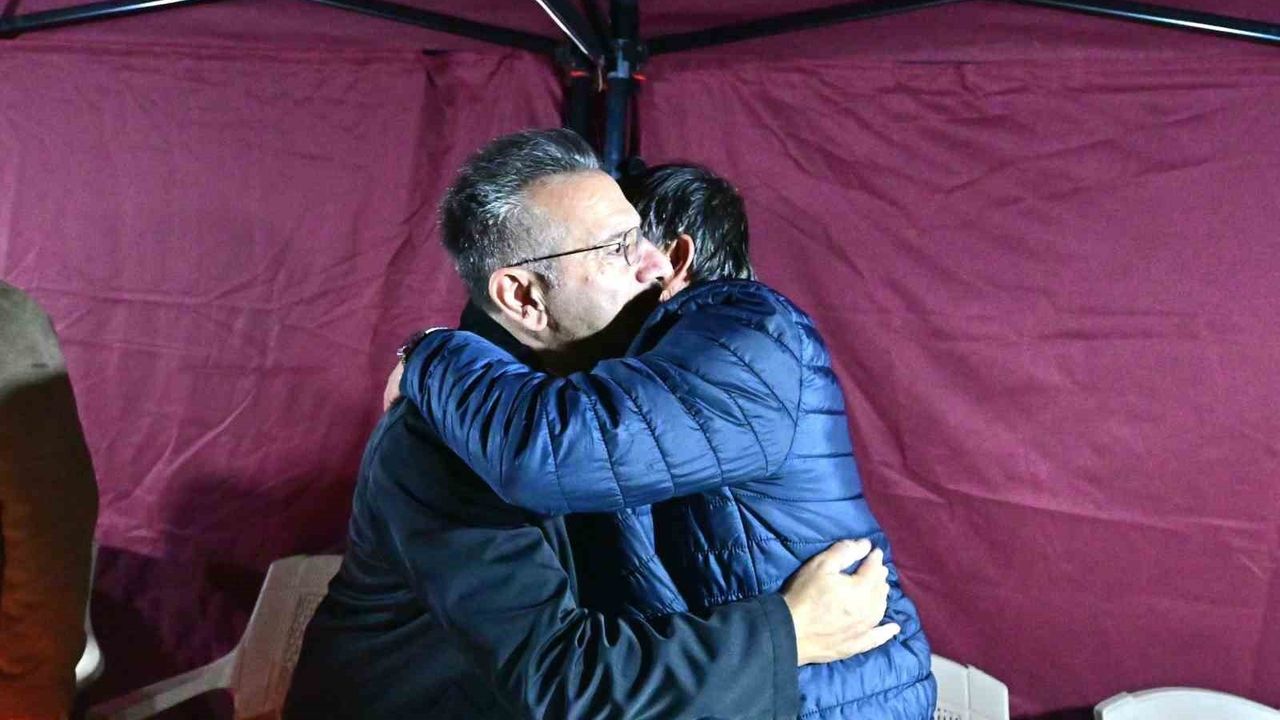 Vali Aksoy'dan Şehit Ailesine Ziyaret