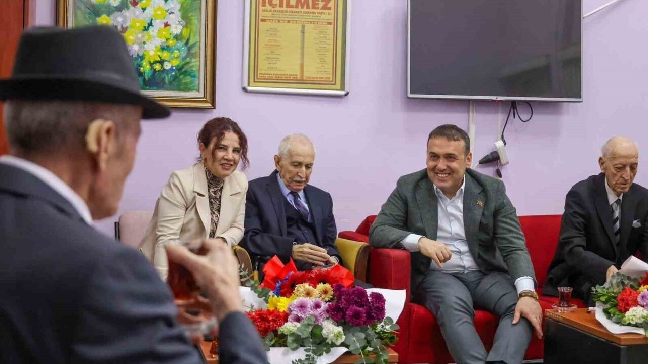 Vali Sözer’den Emekli Öğretmenlere Anlamlı Buluşma