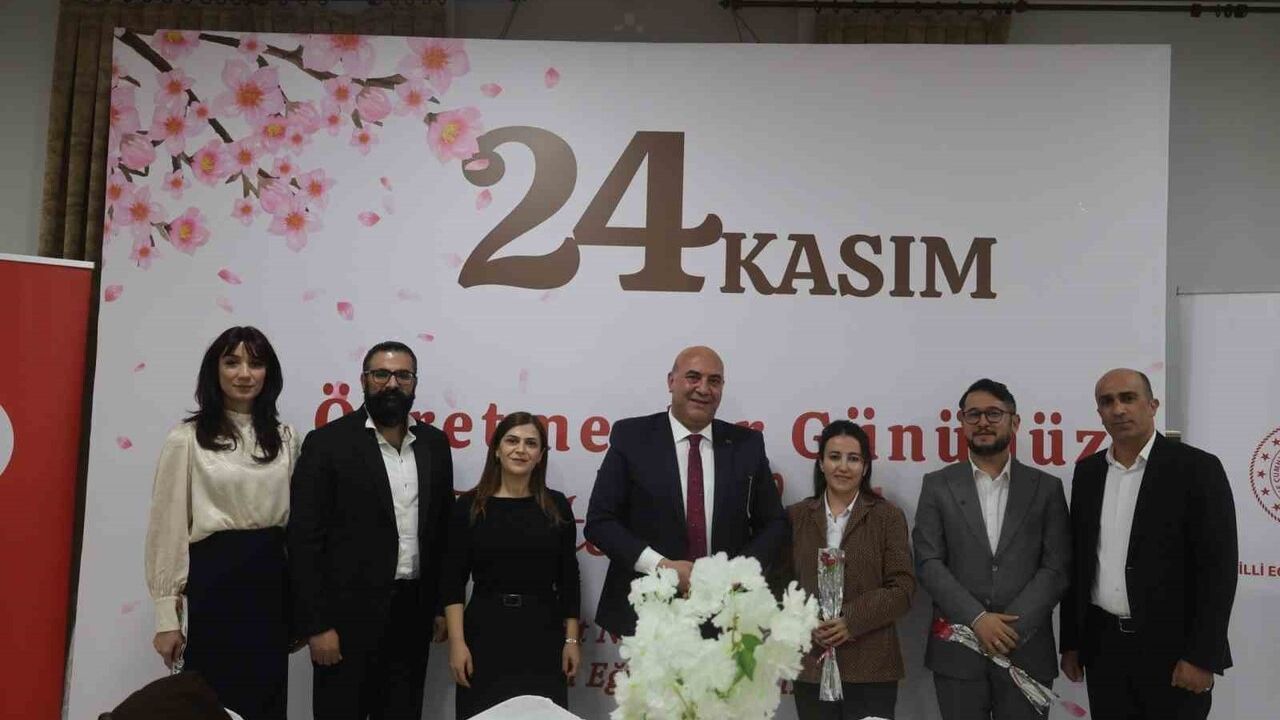 Van’da Öğretmenler Günü Kutlaması