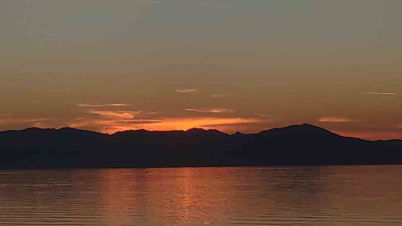 Van Semalarında Büyüleyici Akşam Manzarası