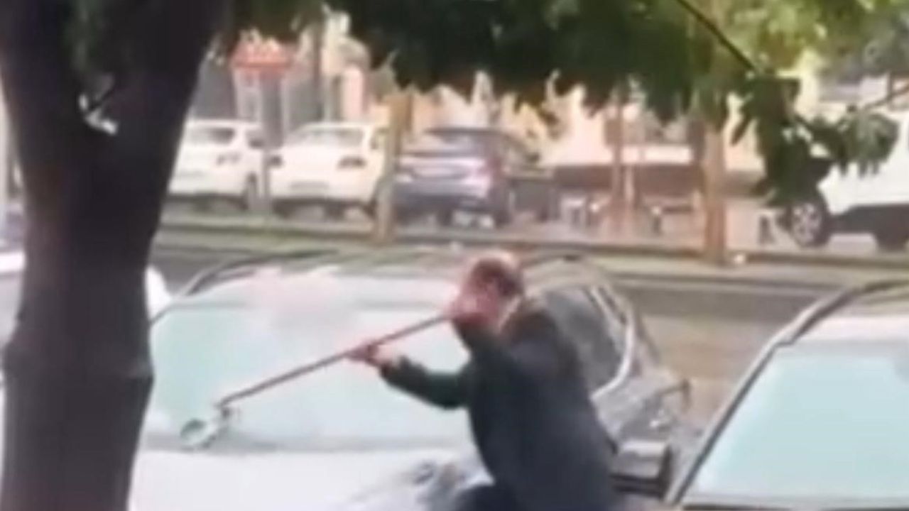 Yağmurda Araba Yıkama