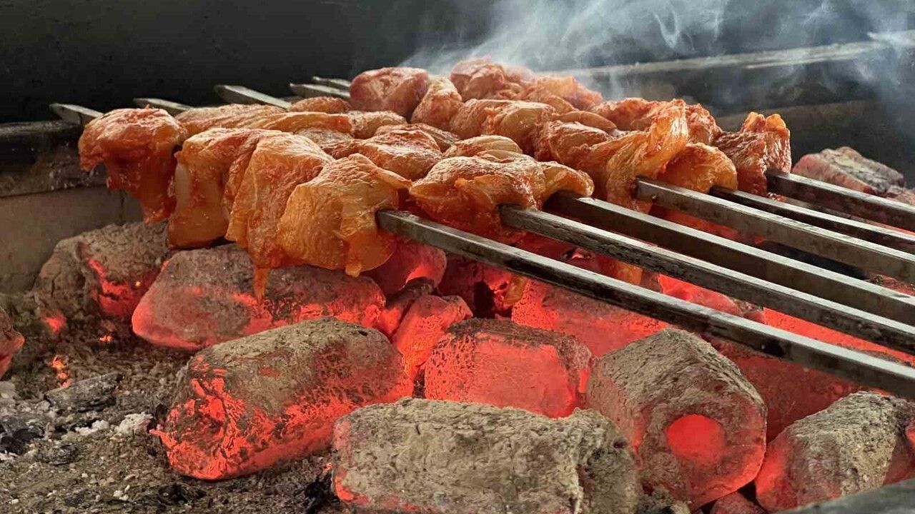 Yanlış Beslenme: Gıda Zehirlenmesi ve Kalp Krizi Riski