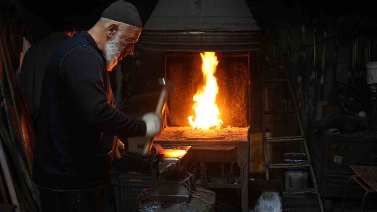 Yarım Asırlık Demircilik Geleneği: Halit Pınar