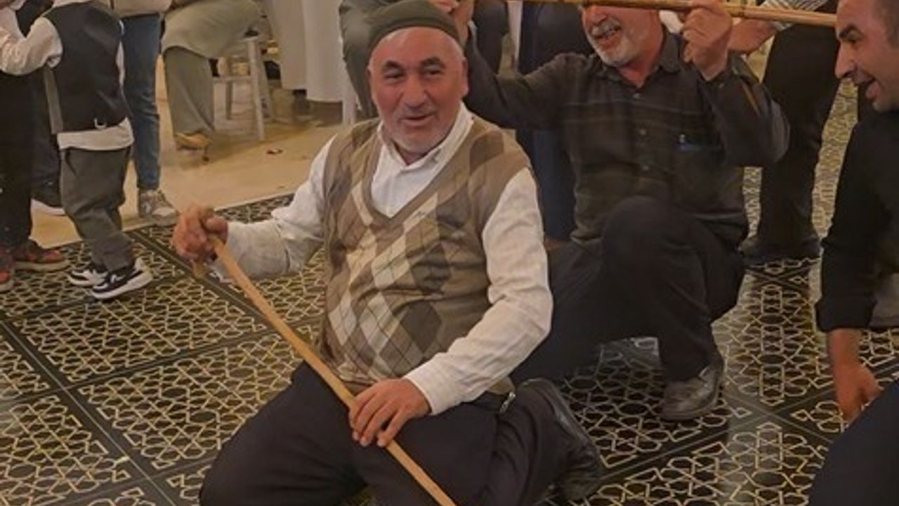 Yöresel Oyunla Canlanan Umut: Halil Yılmaz'ın Başarı Hikayesi