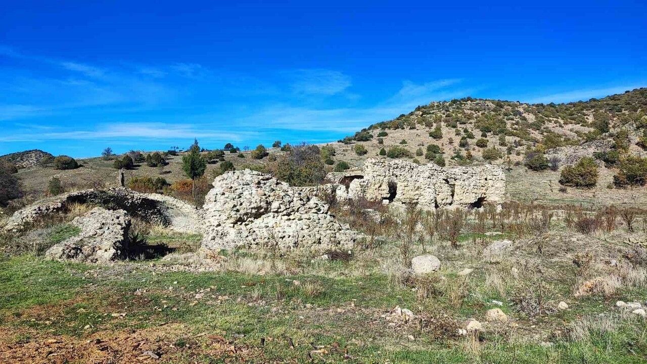 Yozgat'taki 8 Asırlık Çınçınlı Sultan Hanı Tehlikede