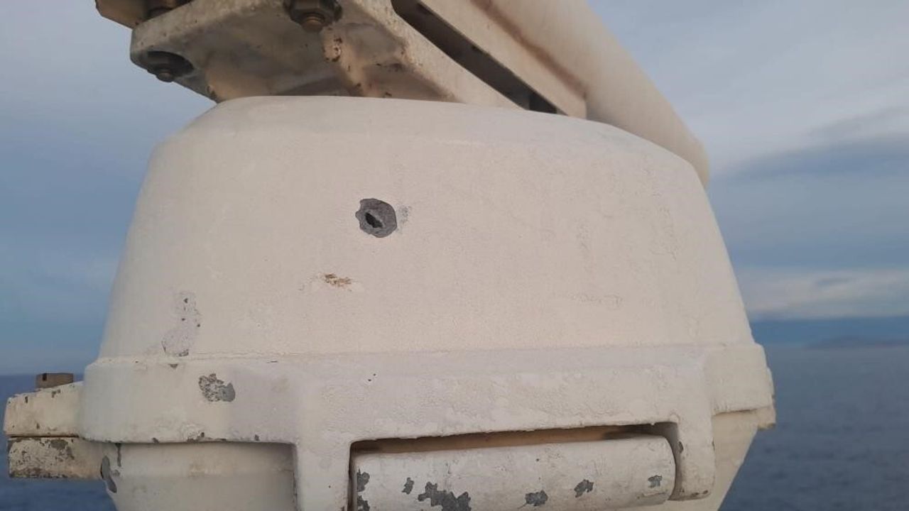 Yunan Unsurlarından Balıkçı Teknesine Saldırı