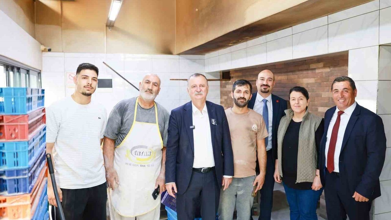 Yunusemre Belediye Başkanı Semih Balaban Yenimahalle Esnafıyla Buluştu