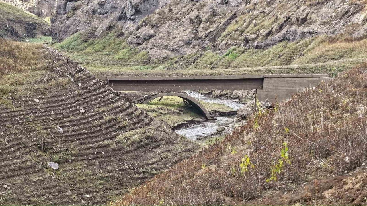 Yuvacık Barajı'nda Su Seviyesi Kritik Düzeye Geriledi