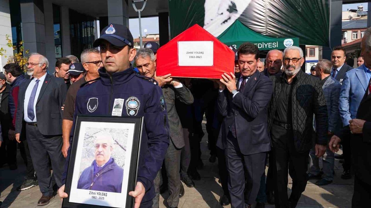 Zabıta Memuru Zihni Yoldaş'a Veda Töreni