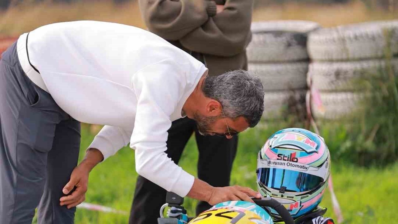 Zayn Sofuoğlu Kocaeli Karting Şampiyonası'nda Birinci Oldu