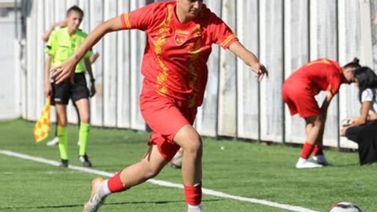 Zeynep Bilir U19 Kadın Milli Takım Kampında