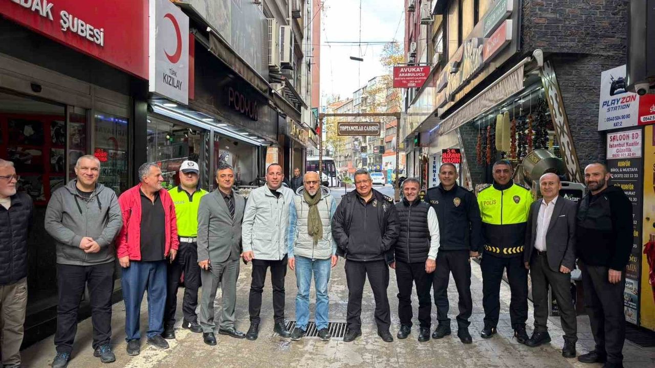 Zonguldak'ta Emniyet Müdürü Esnaflarla Bir Araya Geldi