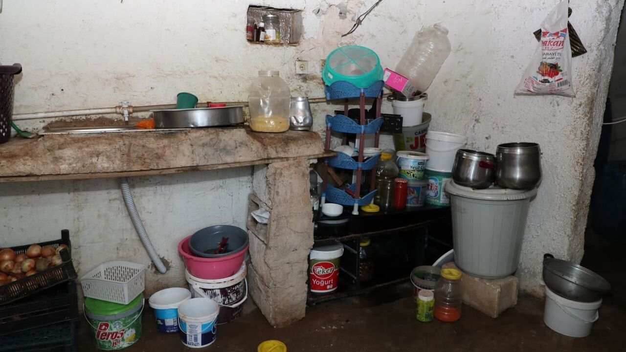 Zor Durumdaki Aileye Eyyübiye Belediyesi'nin Yardımı