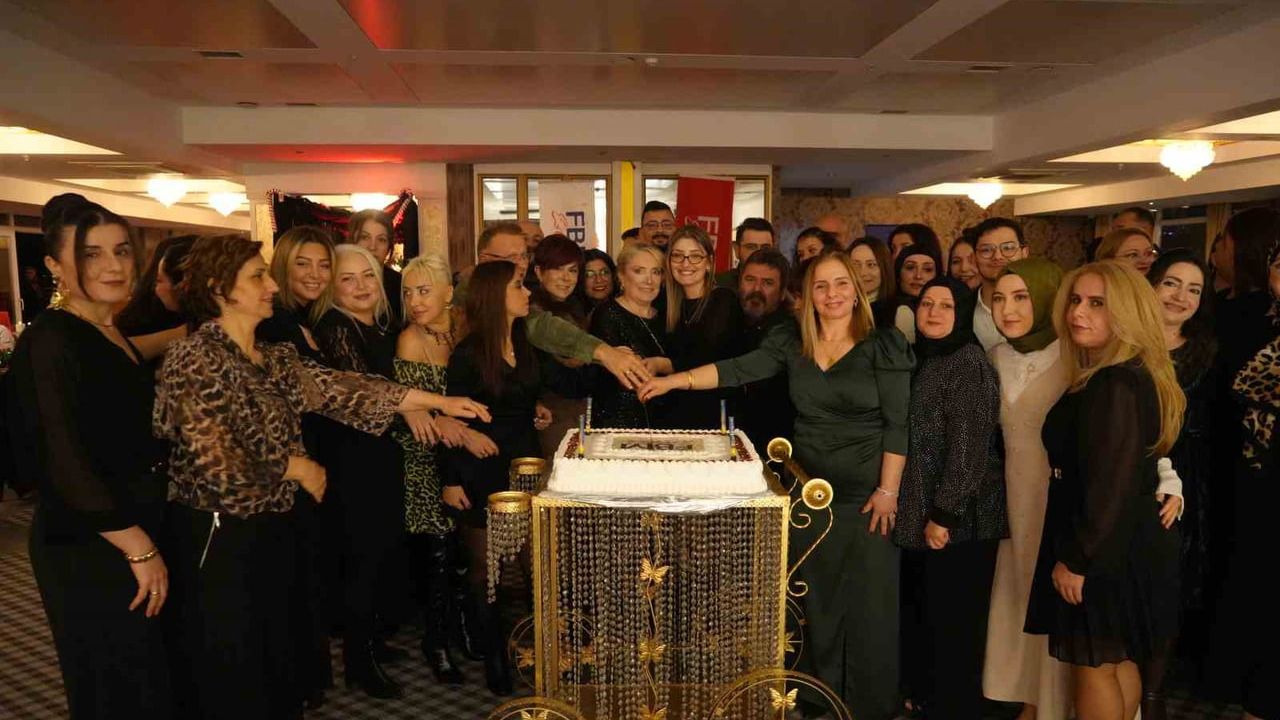 2025'te Yüz Gençleştirme Ameliyatlarında Artış